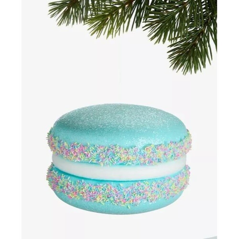 Macy’s Holiday Lane Sugar Plum Large Blue Macron With Sprinkles Ornament 6"